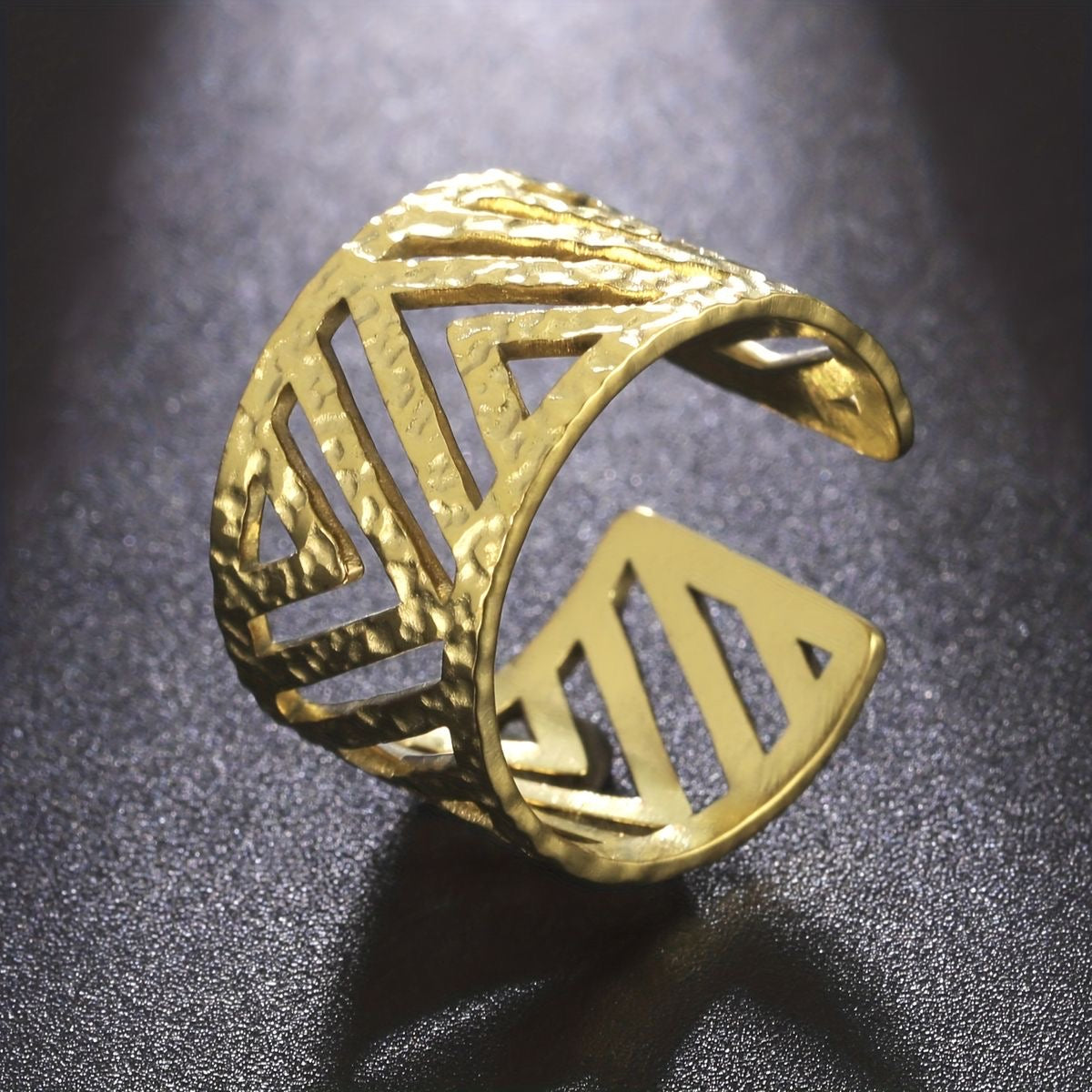 ROME RING AESTHETE