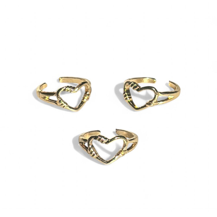 Knot heart ring