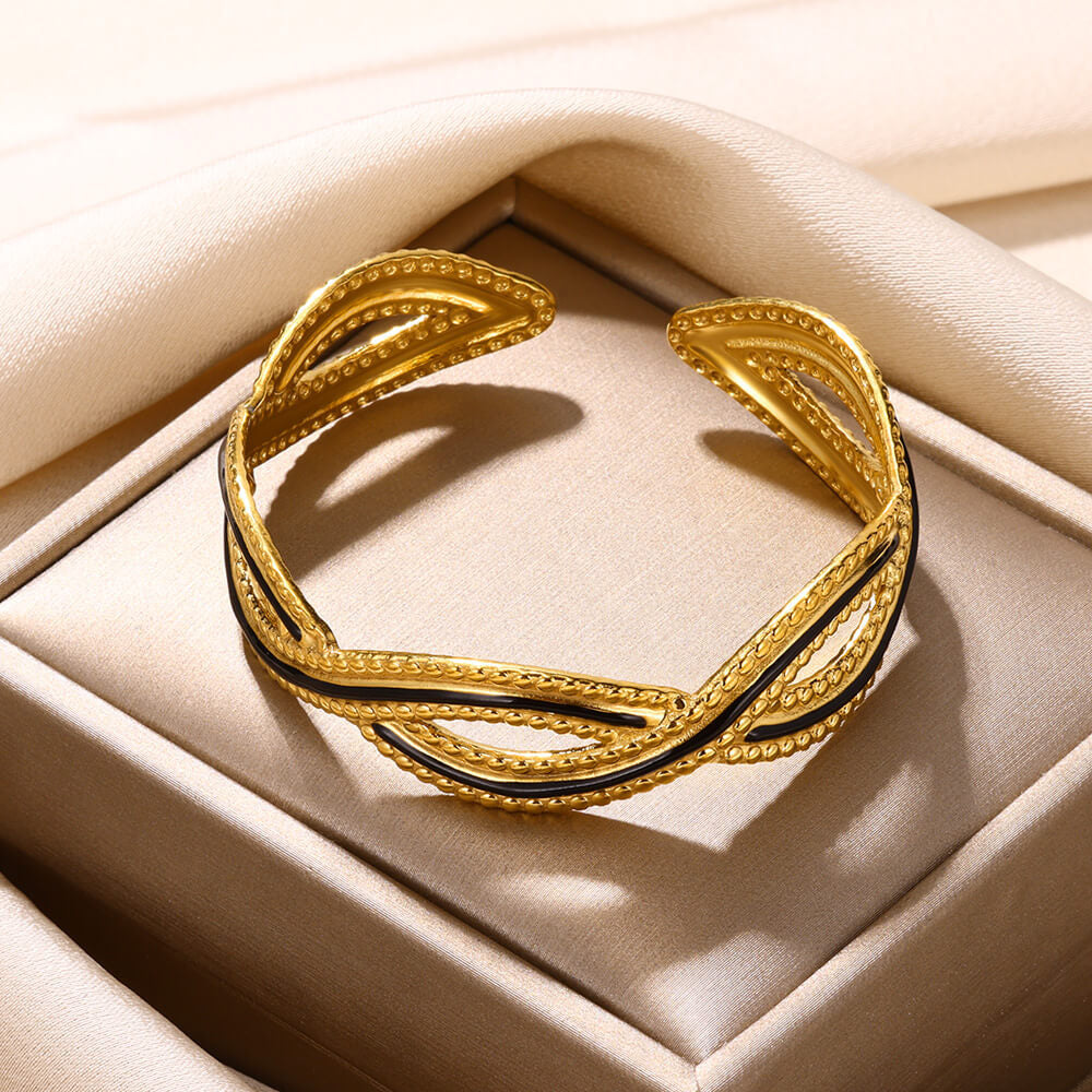 Blacken gold bracelet