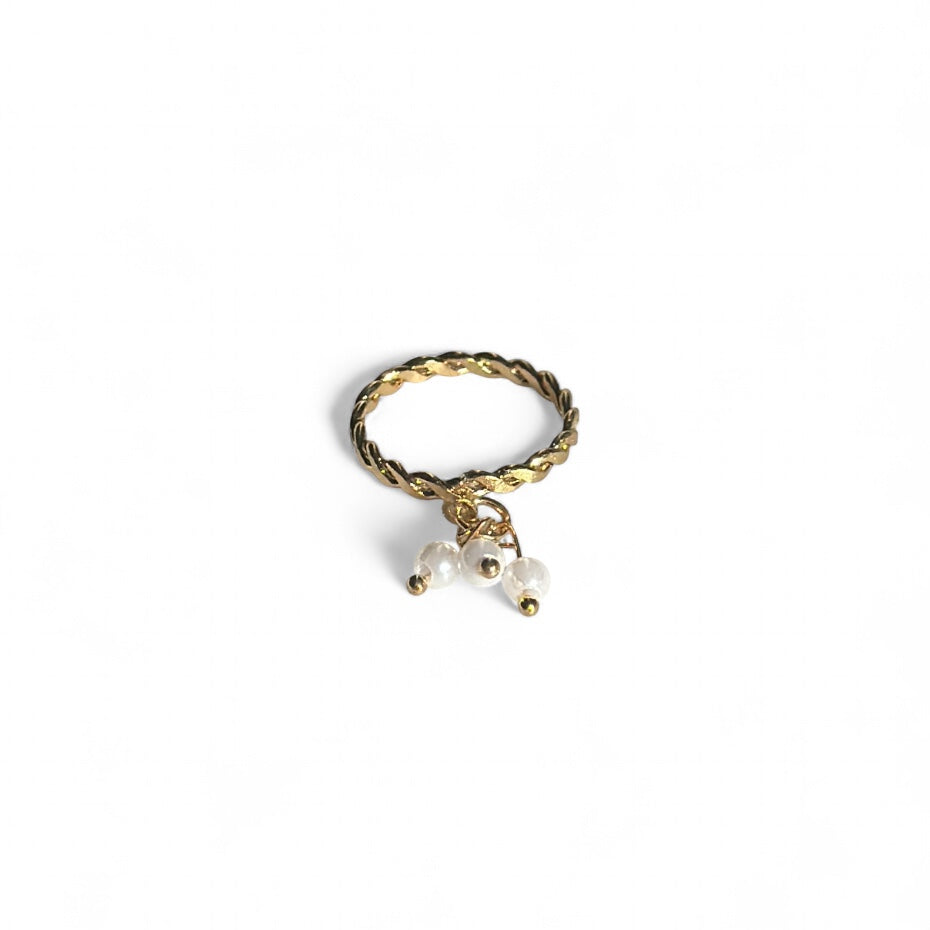Hanging pearl ring