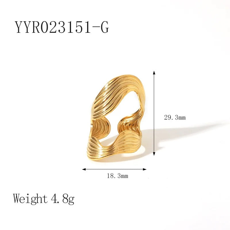 WAVE AESTHETE RING