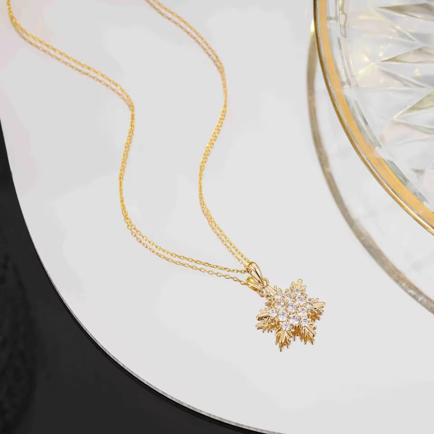 DIAMOND SNOW necklace