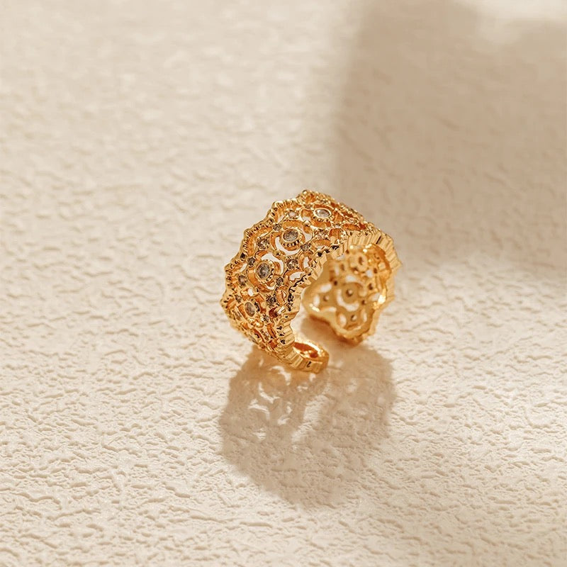 ALICE AESTHETE RING