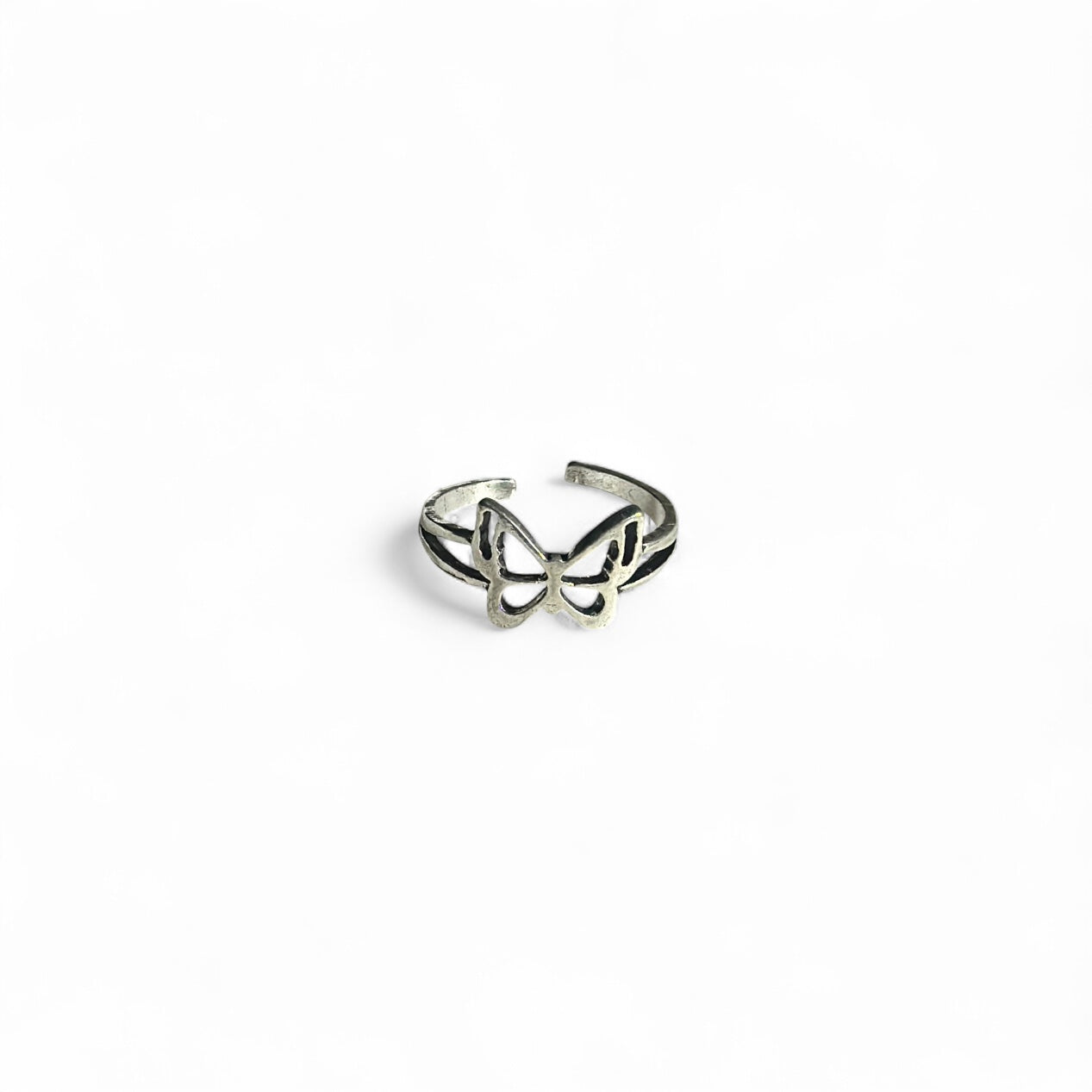 Butterfly ring
