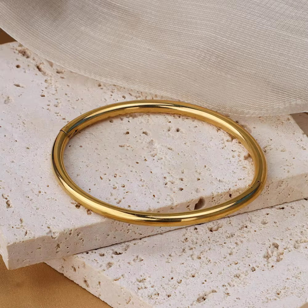 Golden bangle bracelet