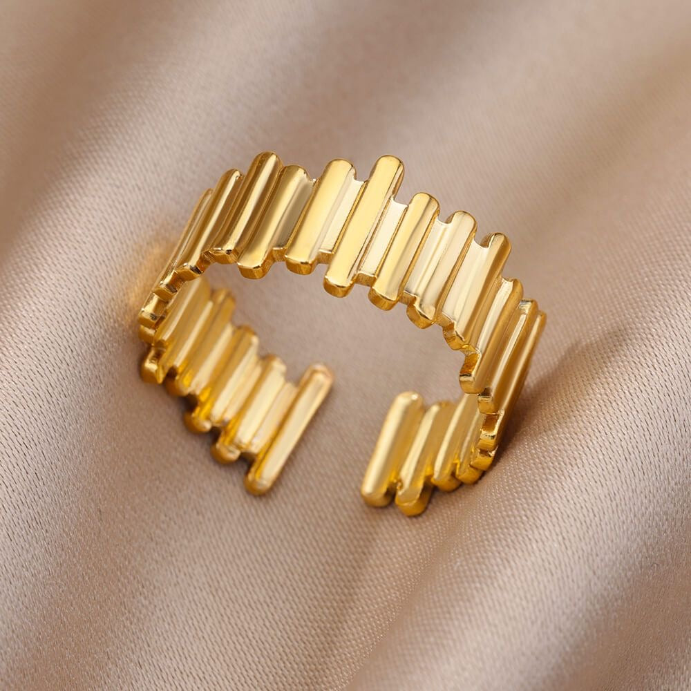 ROW RING AESTHETE