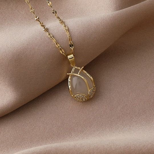 LOTUS necklace