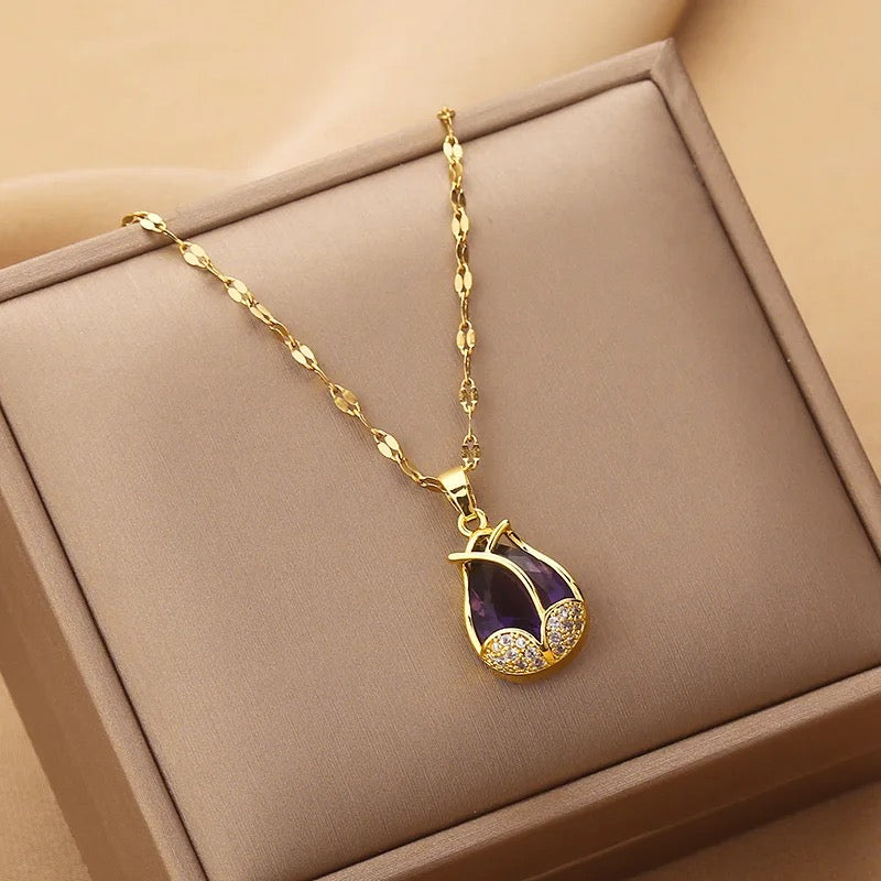 PURPLE LOTUS necklace
