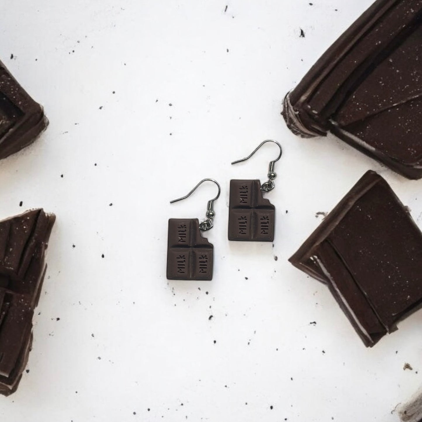 Dark chocolate earring