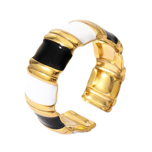 NAZY AESTHETE RING