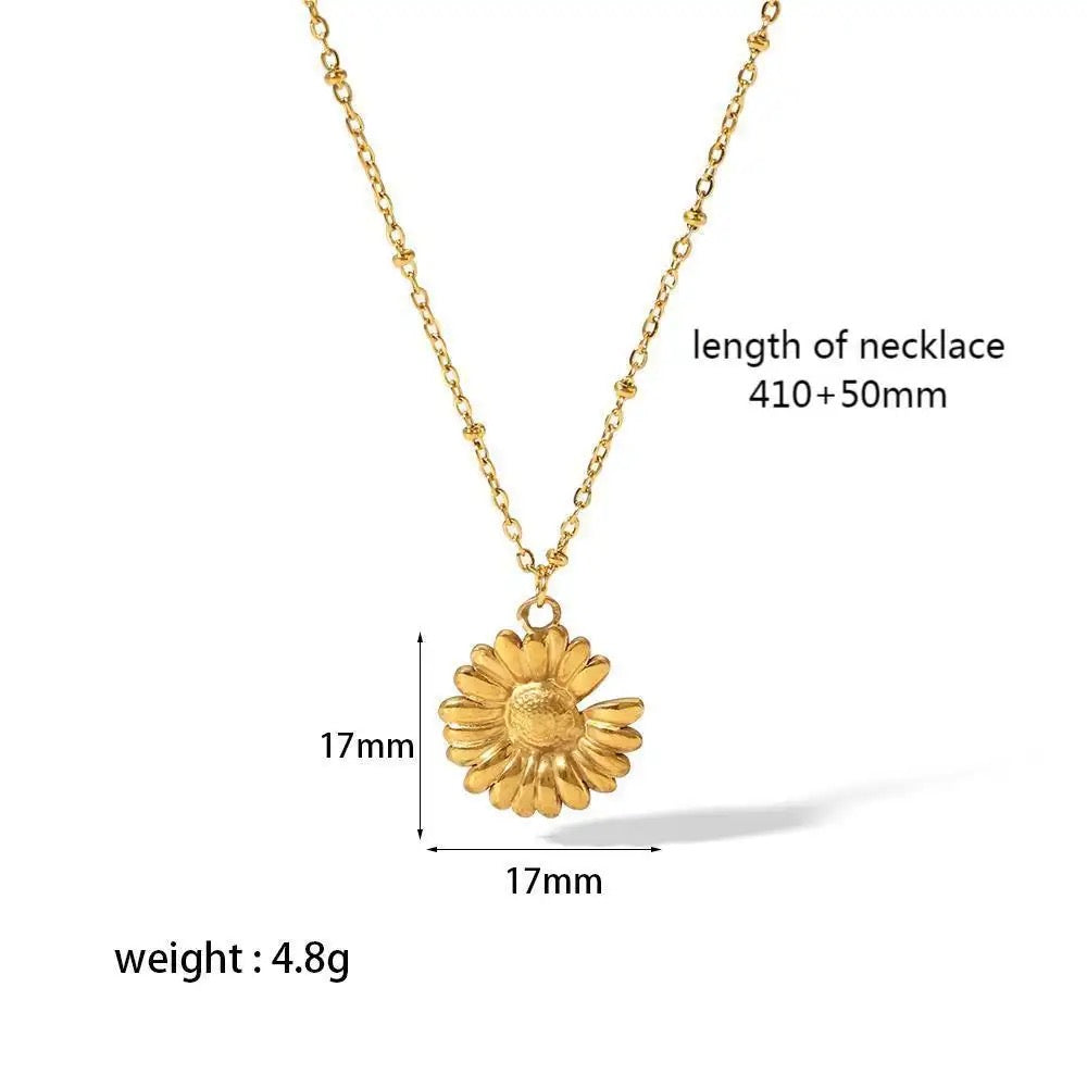 Golden DAISY necklace