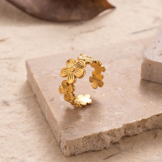 Flora aesthete ring