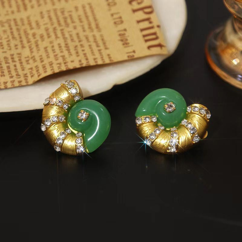 THE ROYAL SHELL 925 silver earring