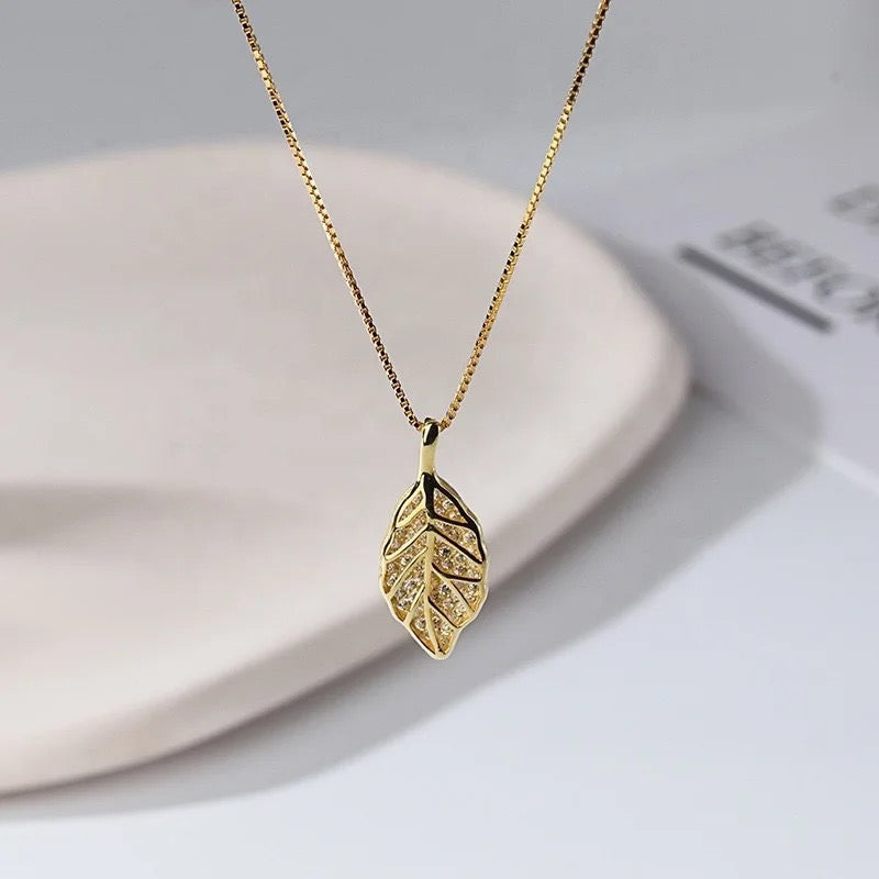 LEAF necklace