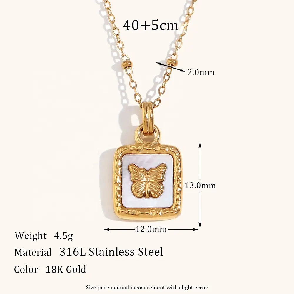 BUTTERFLY PENDENT necklace