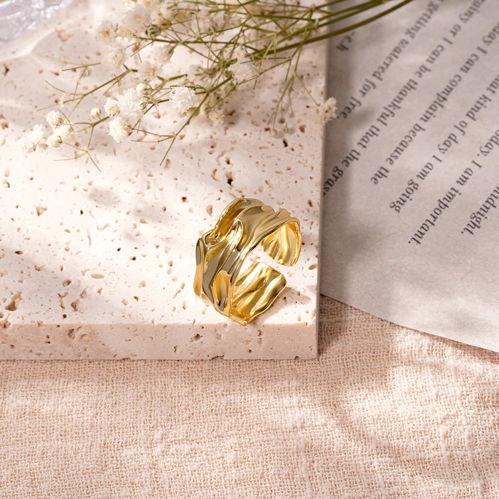 TREASURE RING