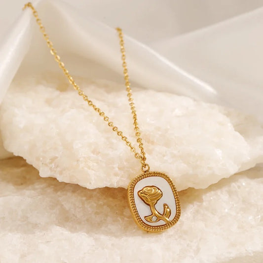 ROSE necklace