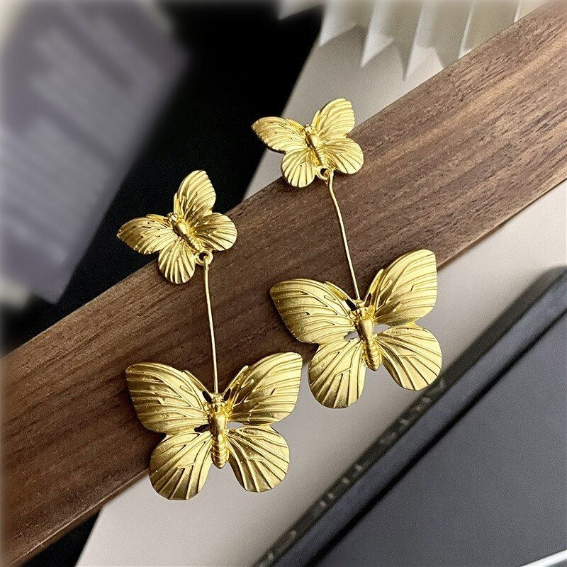 THE ROYAL FLY 925 silver earring