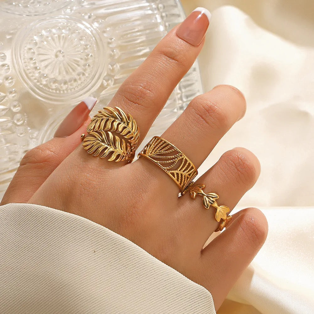 MYKA RING AESTHETE