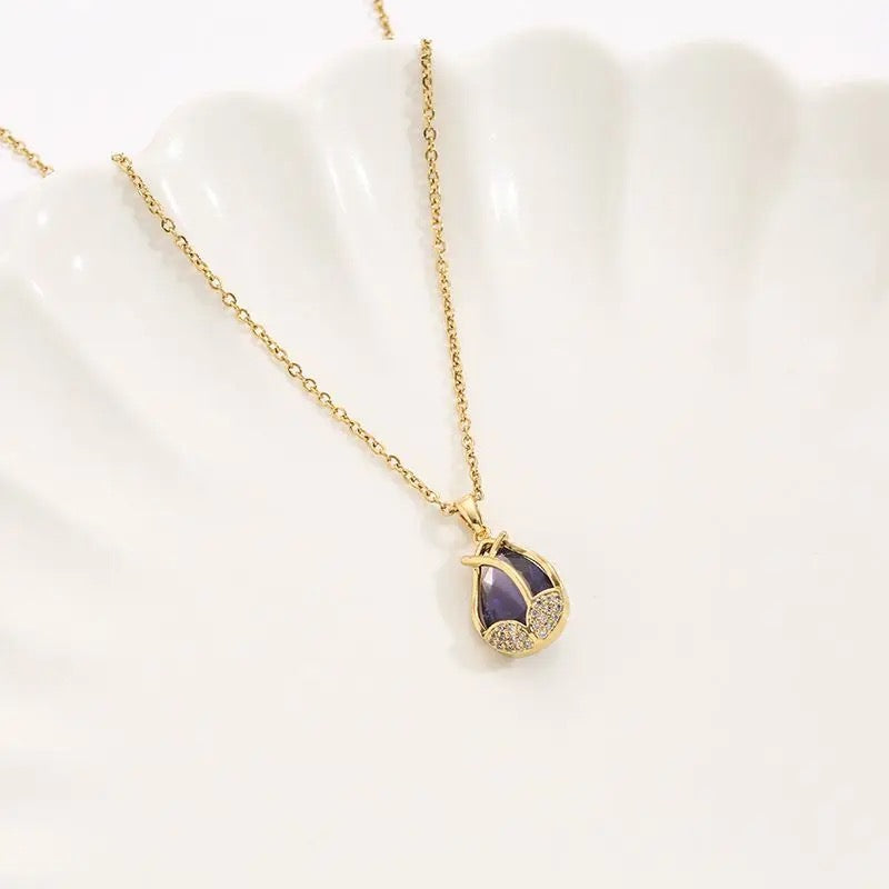 PURPLE LOTUS necklace