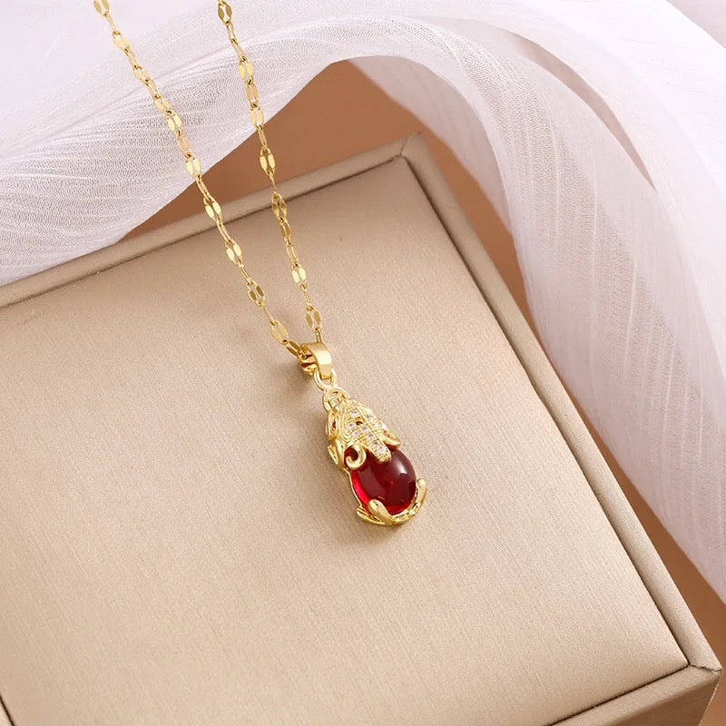 RED DARGON necklace