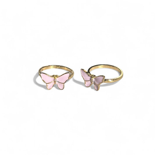 Pretty butterfly ring