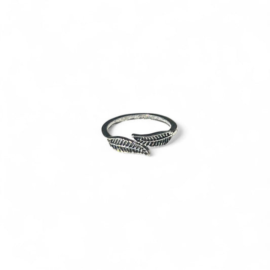 Double leaf ring