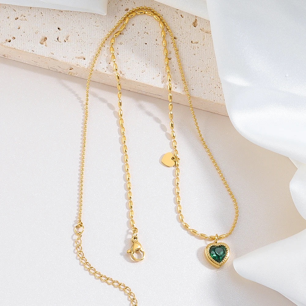 GREEN HEART necklace