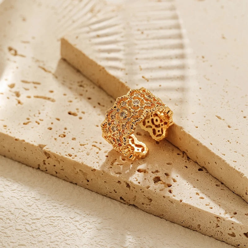 ALICE AESTHETE RING