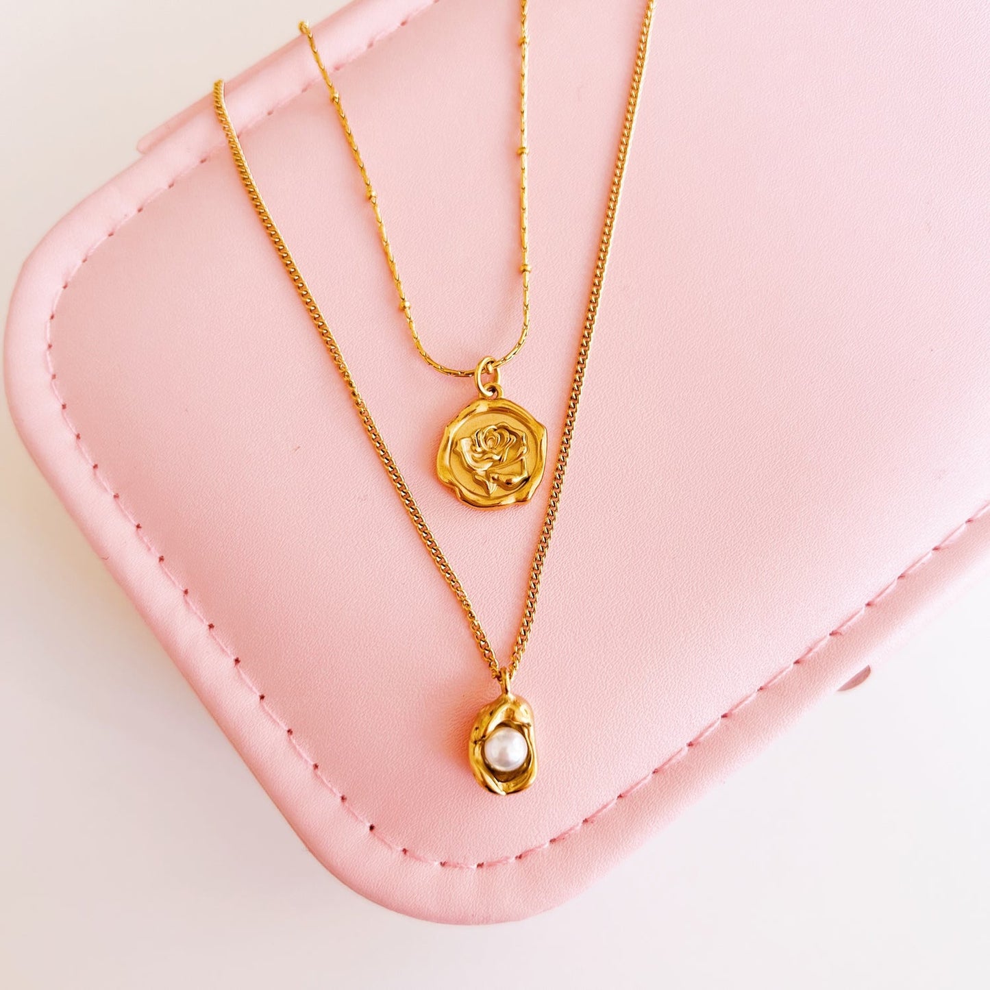 AESTHETIC necklace