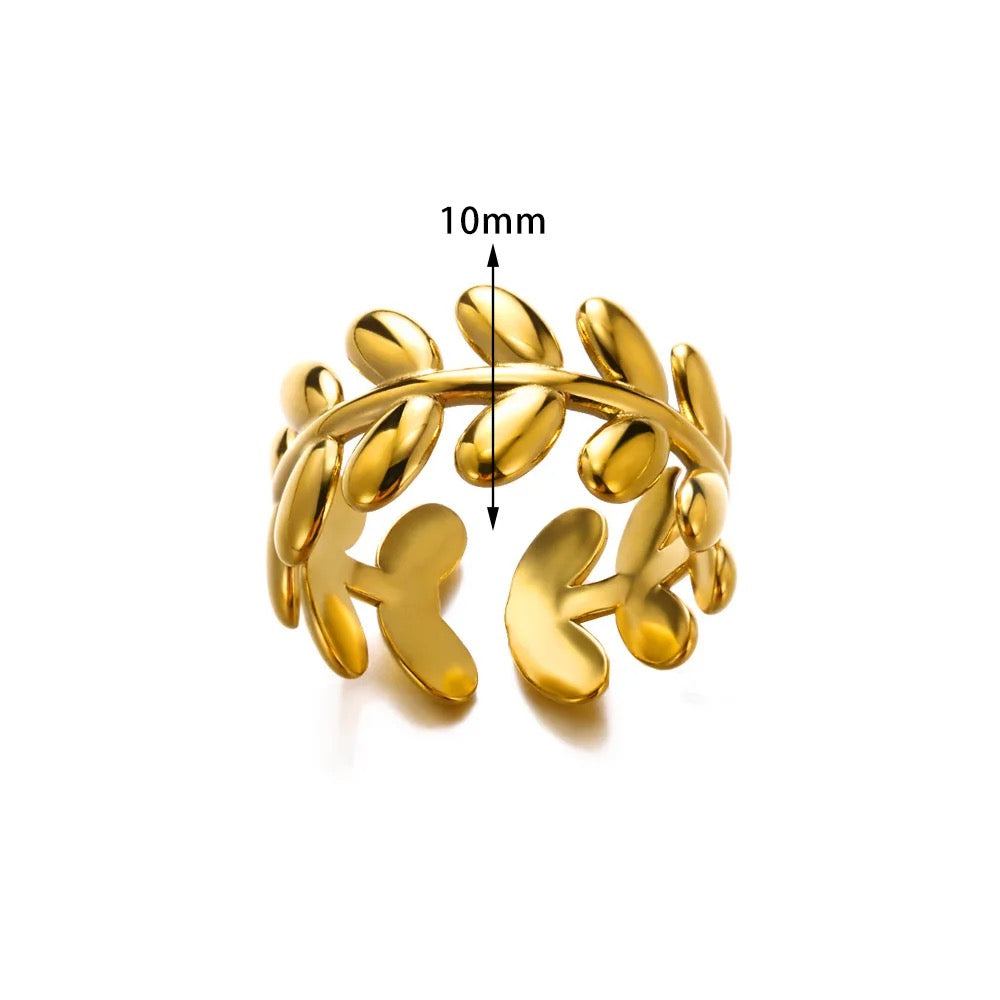 LAVE AESTHETE RING