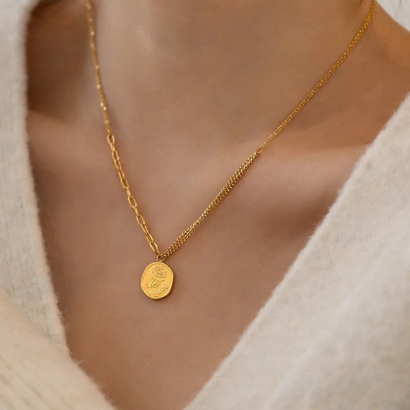ROSE FONCÉ necklace