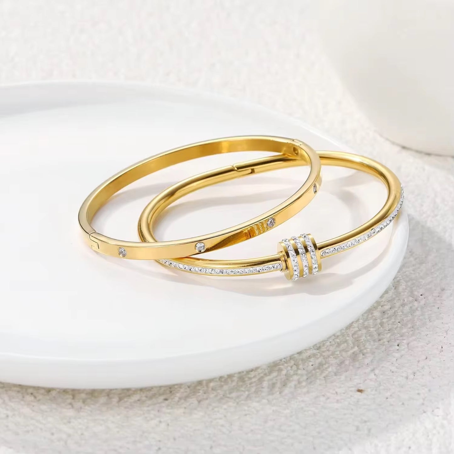 Rolling bracelet