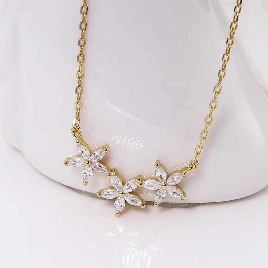FLORAL FLORA necklace