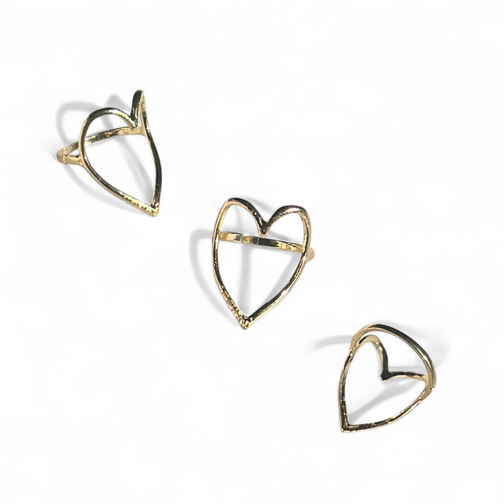 Simple heart ring