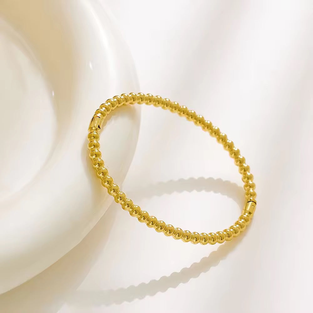Formal bracelet