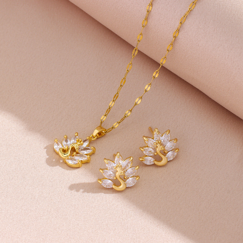 Swan necklace set
