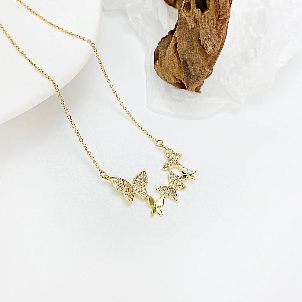 BUTTERFLY STONE Necklace