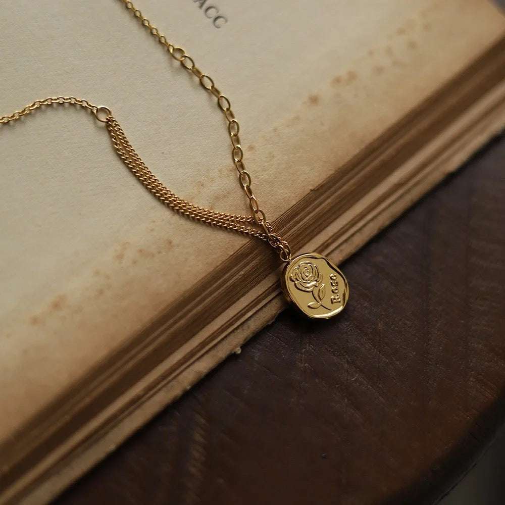ROSE FONCÉ necklace