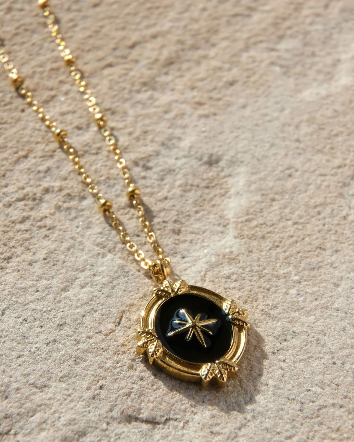 BLACK GEO necklace