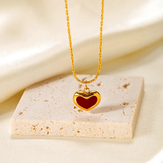 CUTE RED HEART necklace