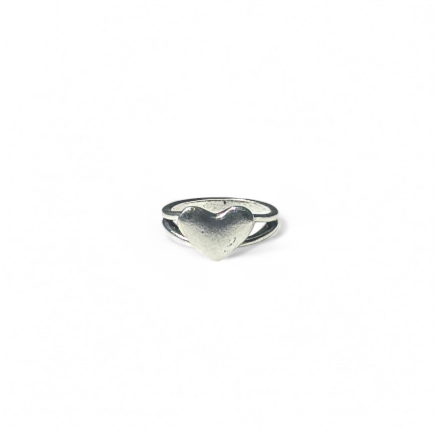 Silver heart ring