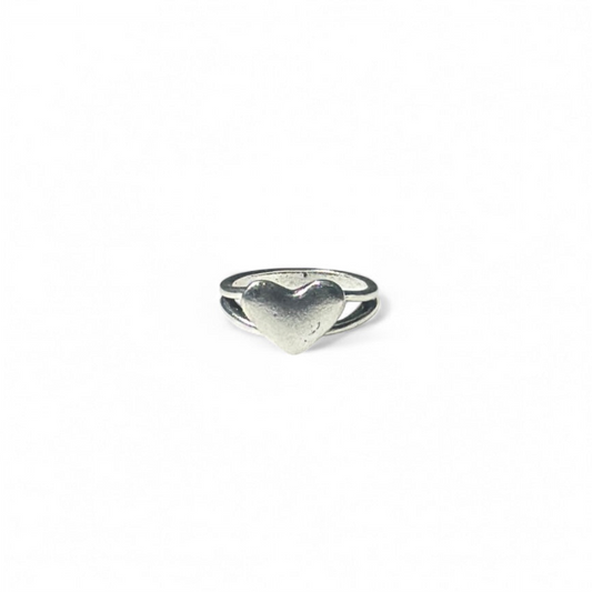 Silver heart ring