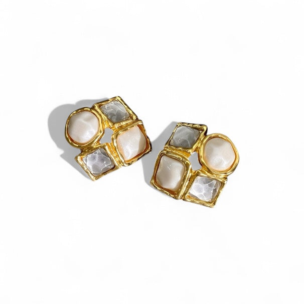 ELEGANCE REFLECTS 925 silver earring