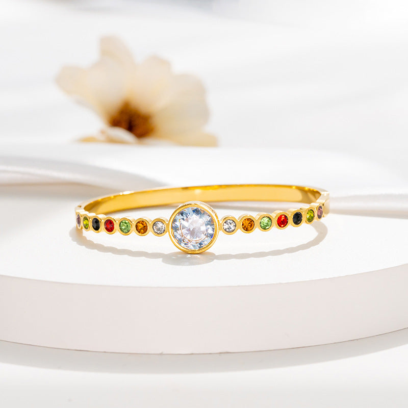 Bracelet of stones