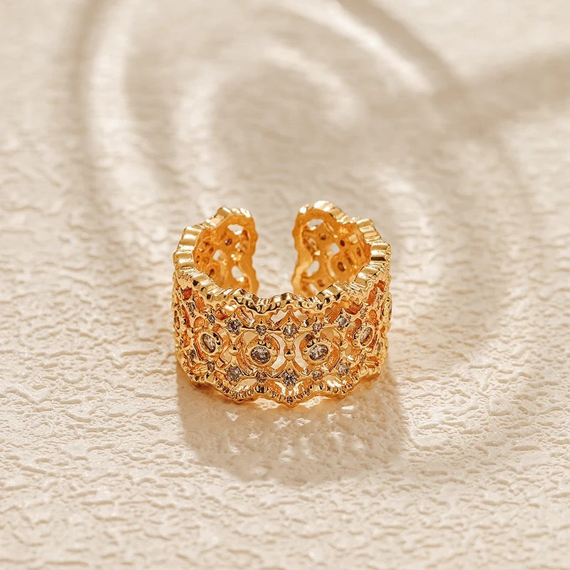 ALICE AESTHETE RING