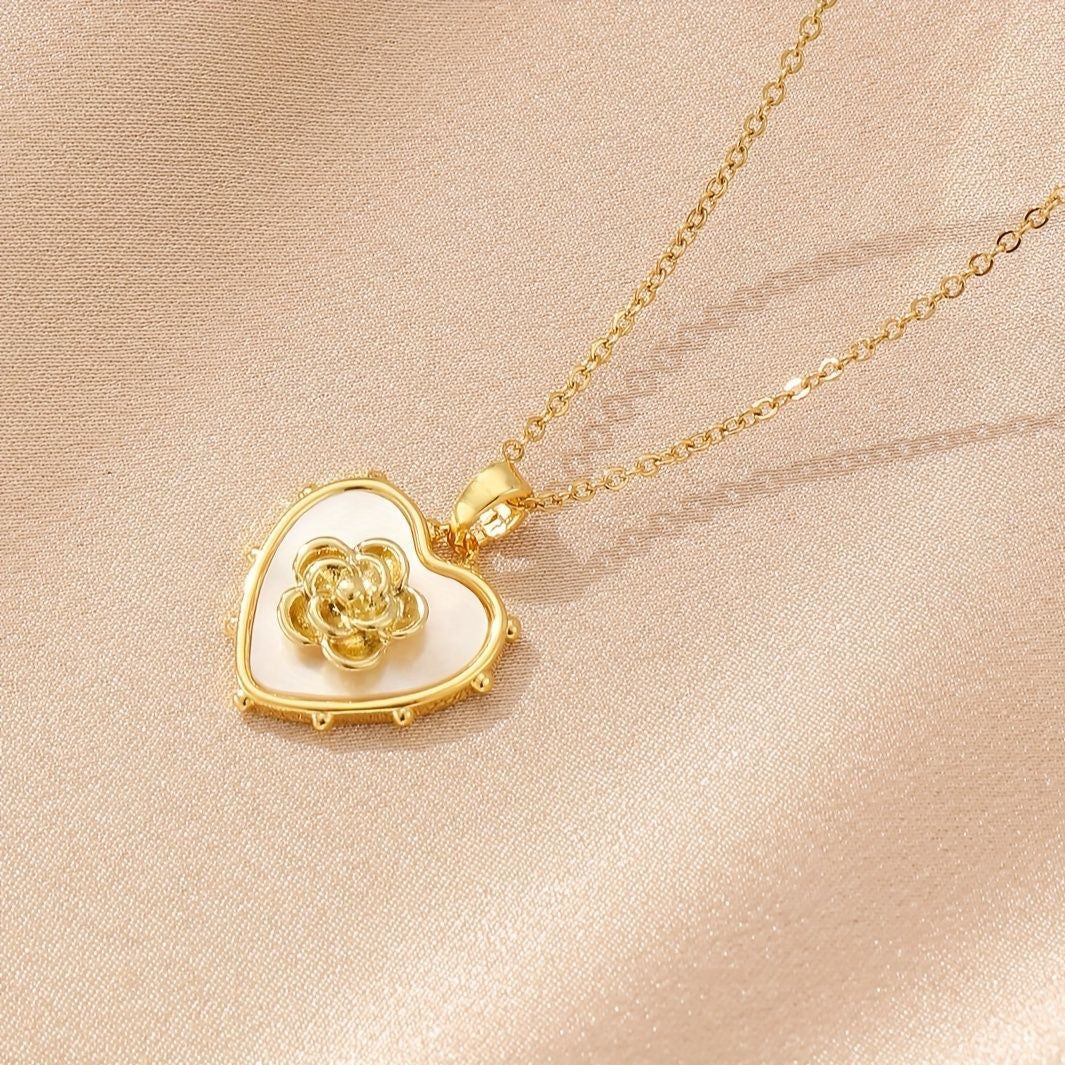 HEART FLOWER necklace