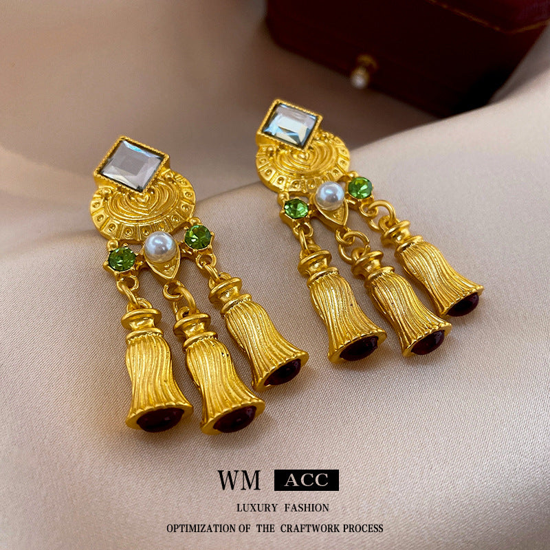 ETHEREAL ENIGMAS 925 silver earring