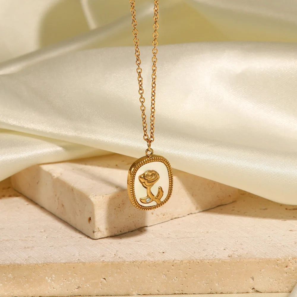 ROSE necklace