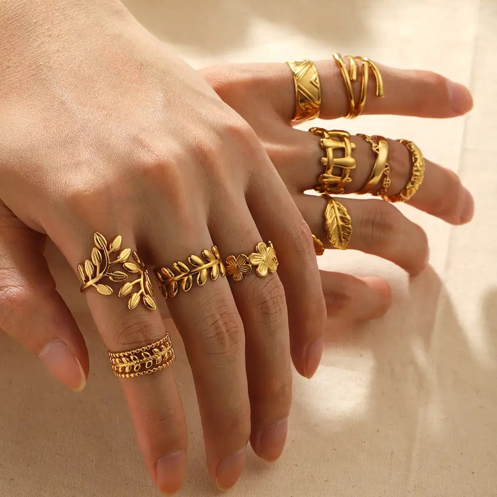 Flora aesthete ring